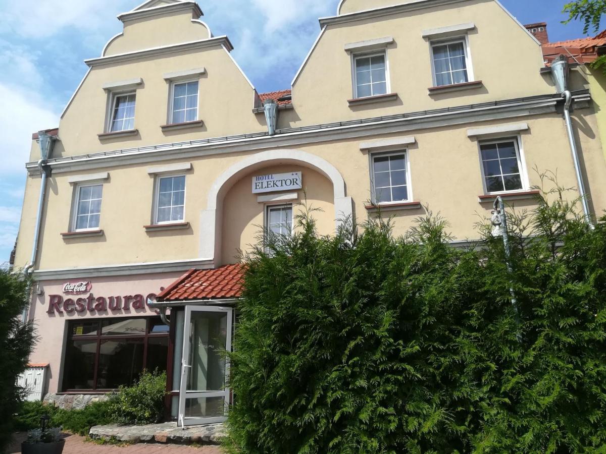 Hotel E-Lektor Morąg Εξωτερικό φωτογραφία